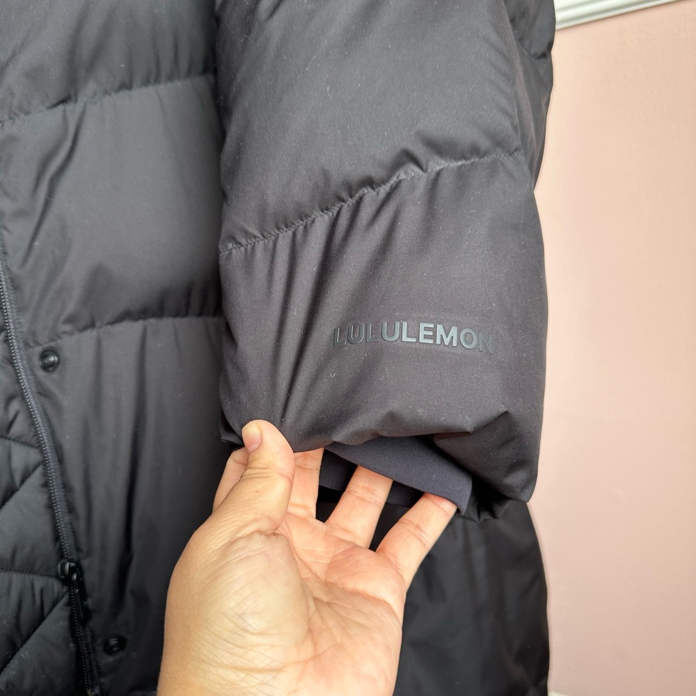 lululemon athletica Midnight Black Puffer Jacket - Picture 7 of 14